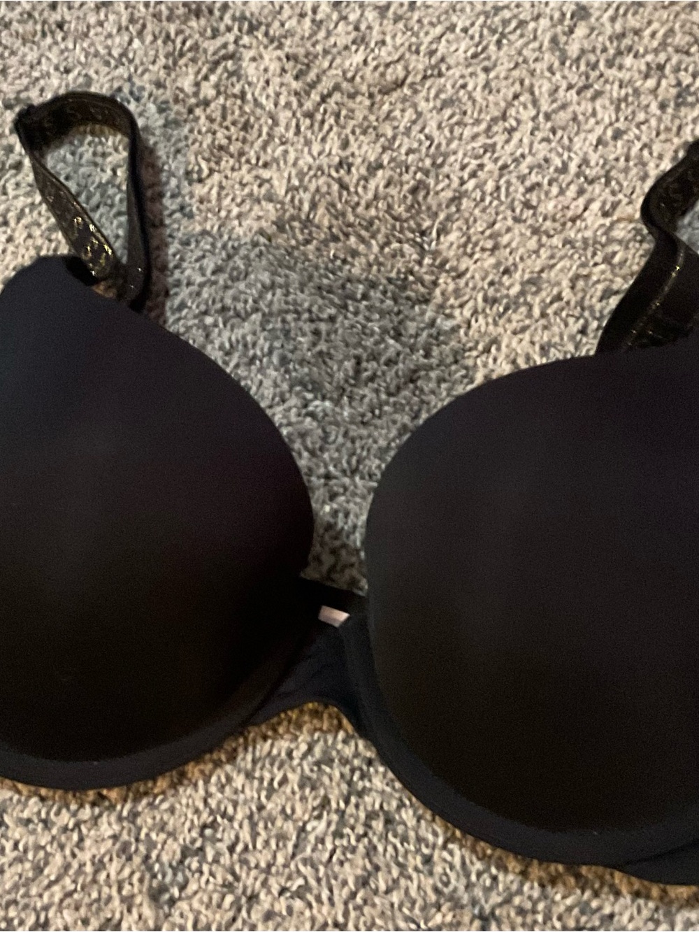 Victoria's Secret Black Molded T-Shirt Bra